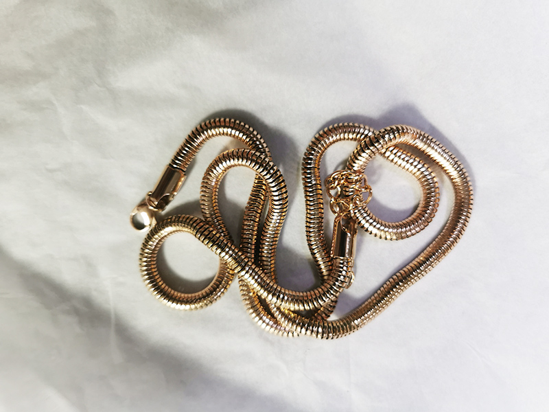 Necklace jewelry